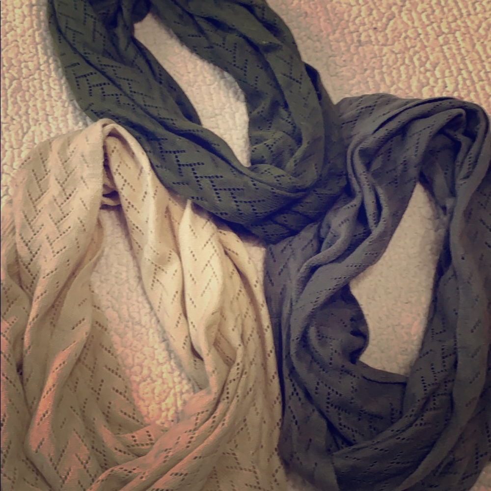 Lot of 3 circle scarves One Size